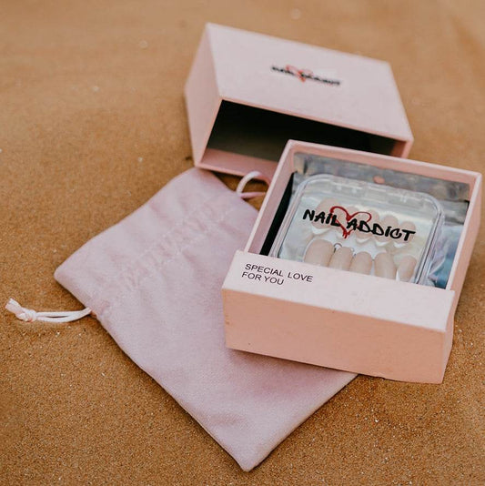 Where to Buy Reusable Press-On Nails in Abu Dhabi and UAE?