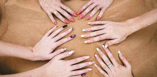 Press on nails in Dubai