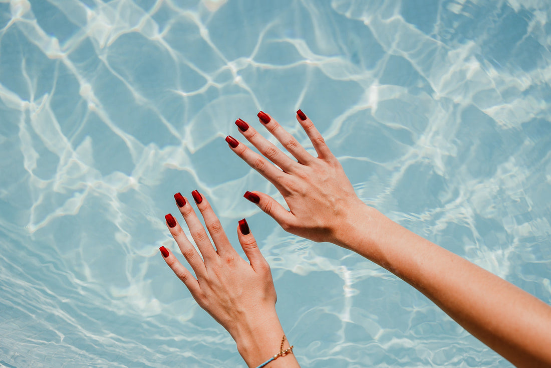 How to clean reusable press-on nails after removal – professional 6-step guide by Nail Addict UAE