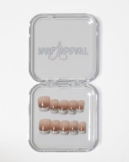 Hues of Hatta - Nail Addict