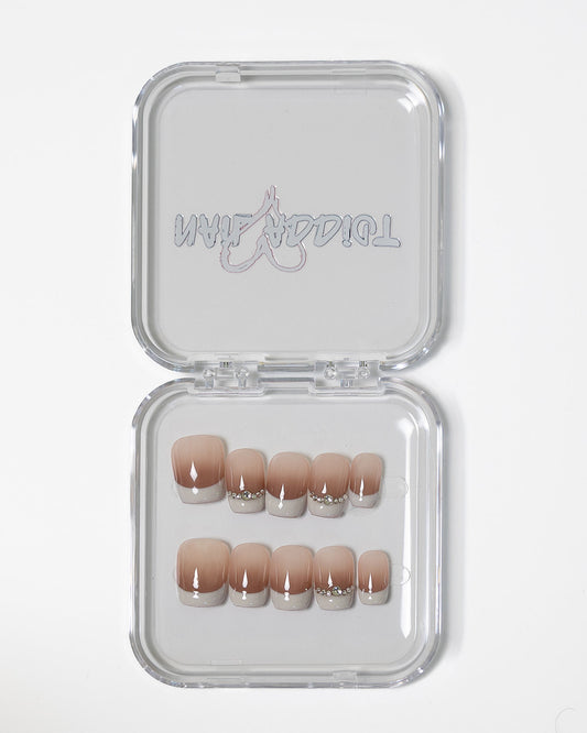 Hues of Hatta - Nail Addict