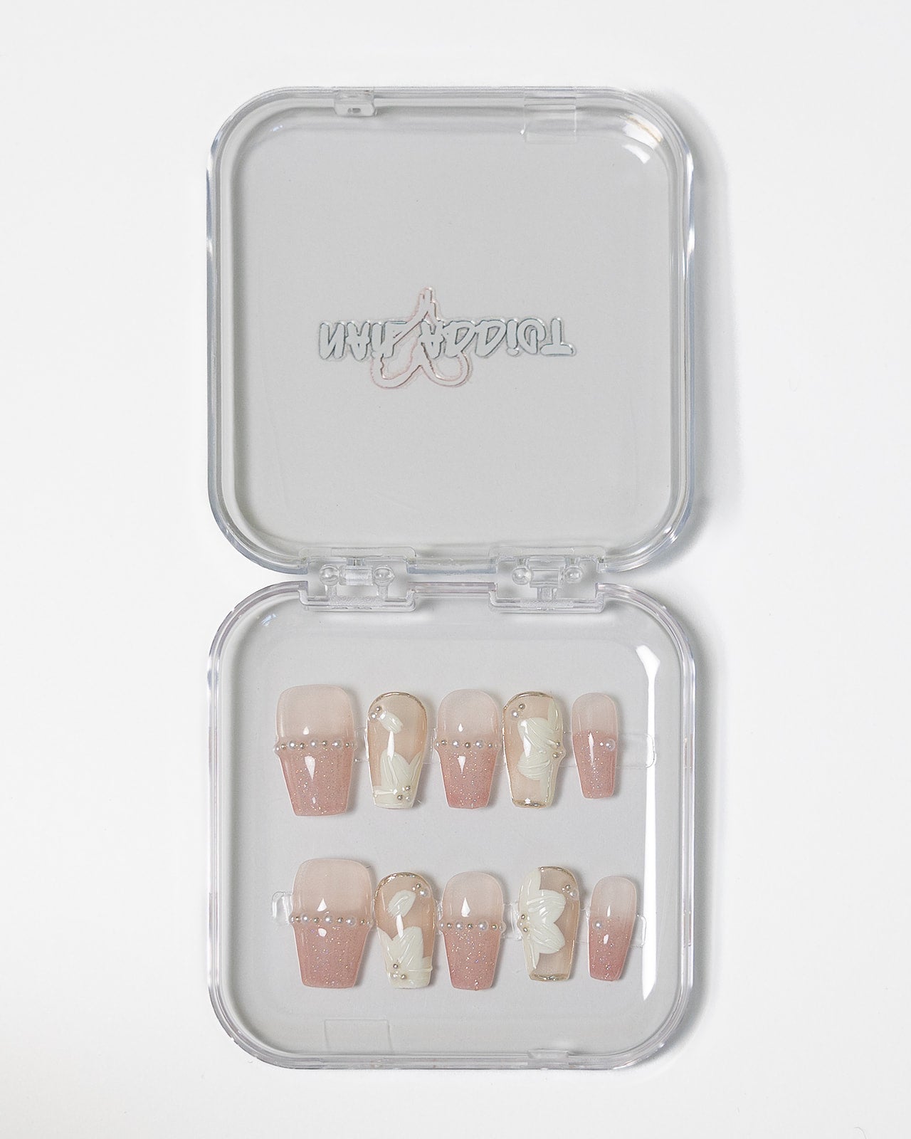 Nadine - Nail Addict