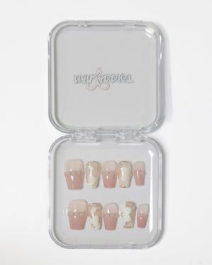 Nadine - Nail Addict