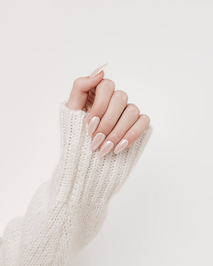 Best press on nails in UAE – Glazed Donut light pink glazed luxury reusable press on nails by Nailaddict