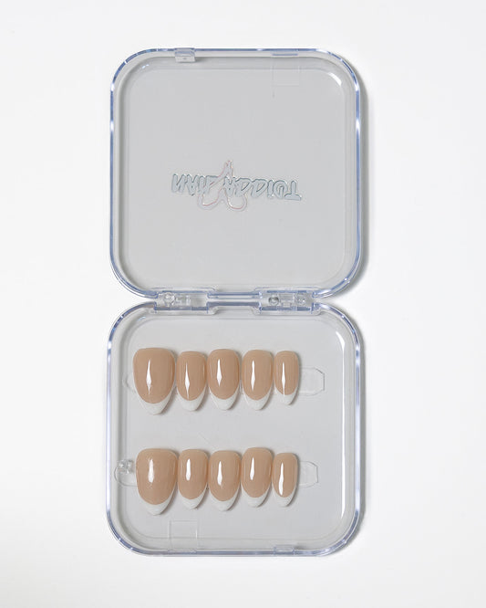 Karima - Nail Addict