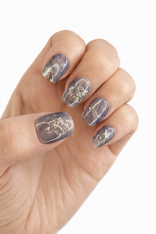 Shaden luxury press on nails by Nailaddict UAE reusable glossy gel manicure