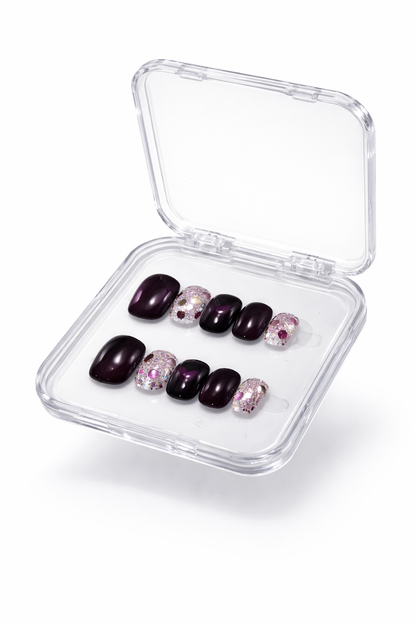 Yas Island luxury press on nails by Nailaddict UAE reusable glossy gel manicure