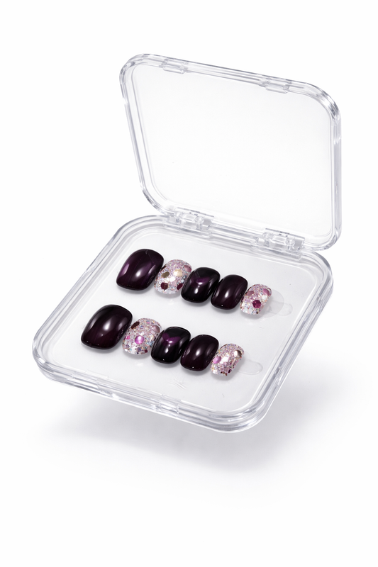 Yas Island luxury press on nails by Nailaddict UAE reusable glossy gel manicure