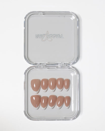 Karima - Nail Addict