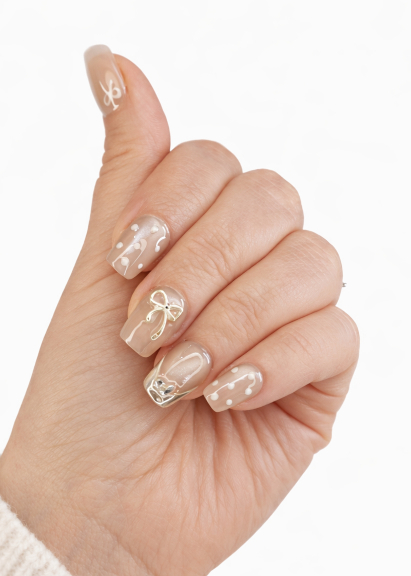 Sahara - Nail Addict
Sahara luxury press on nails by Nailaddict UAE reusable glossy gel manicure