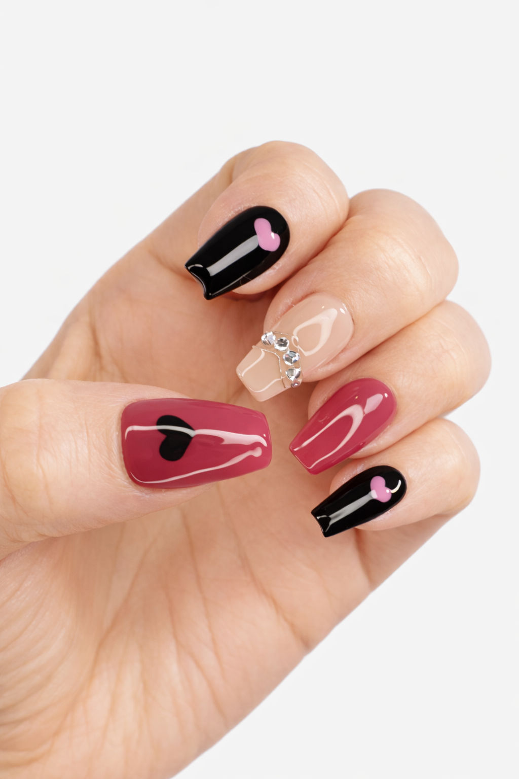Hind - Nail Addict