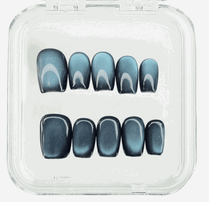 Yalla press-on nail set displayed in a clear plastic case, showcasing all sizes.